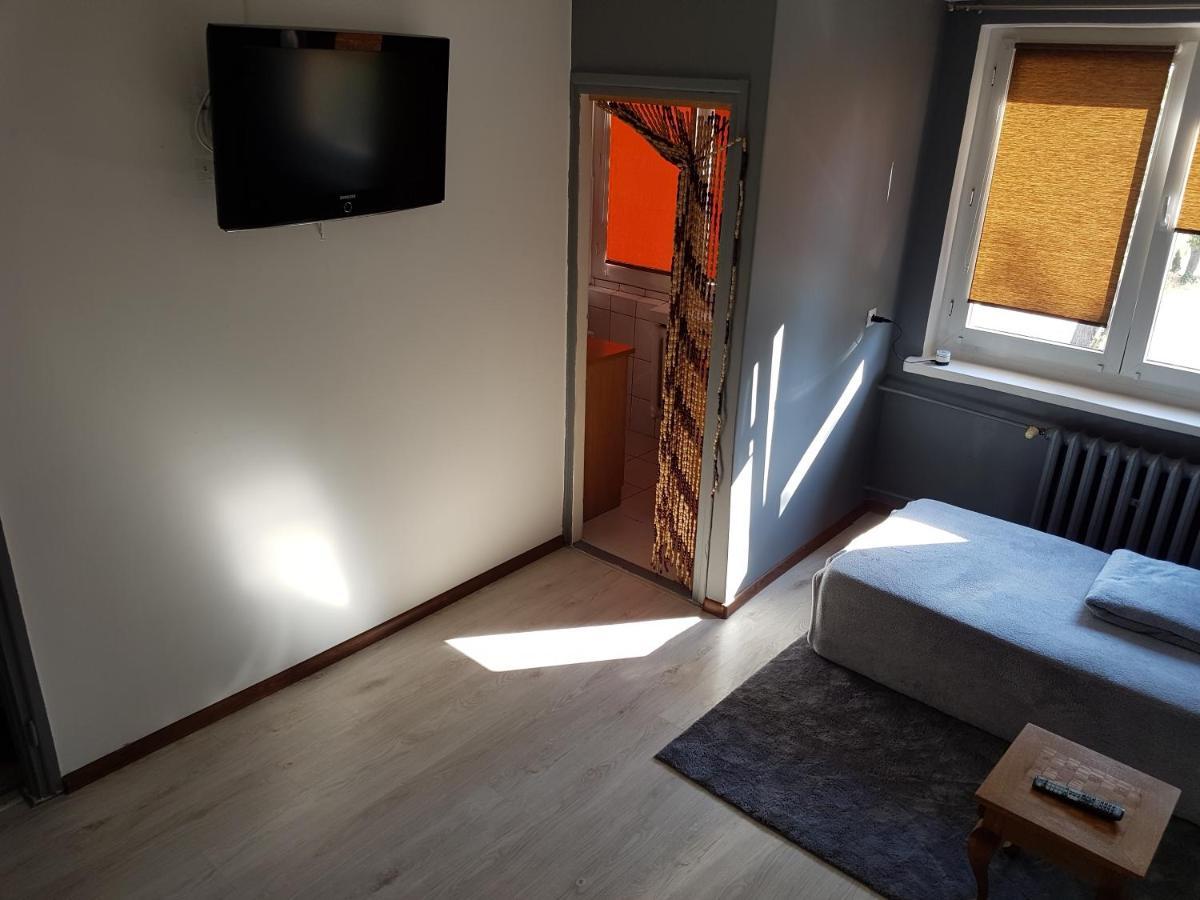 Mieszkanie Jednopokojowe Boleslawiec W Centrum - Wymagana Kaucja Zwrotnaアパートメント エクステリア 写真